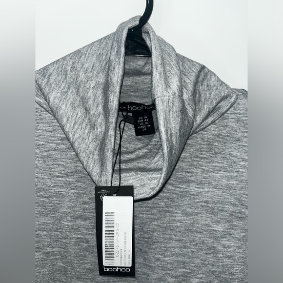 NWT Boohoo Turtleneck Dress - Picture 2 of 4